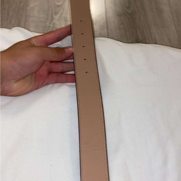 LV belt (AUTHENTIC) - Picture 12 of 13